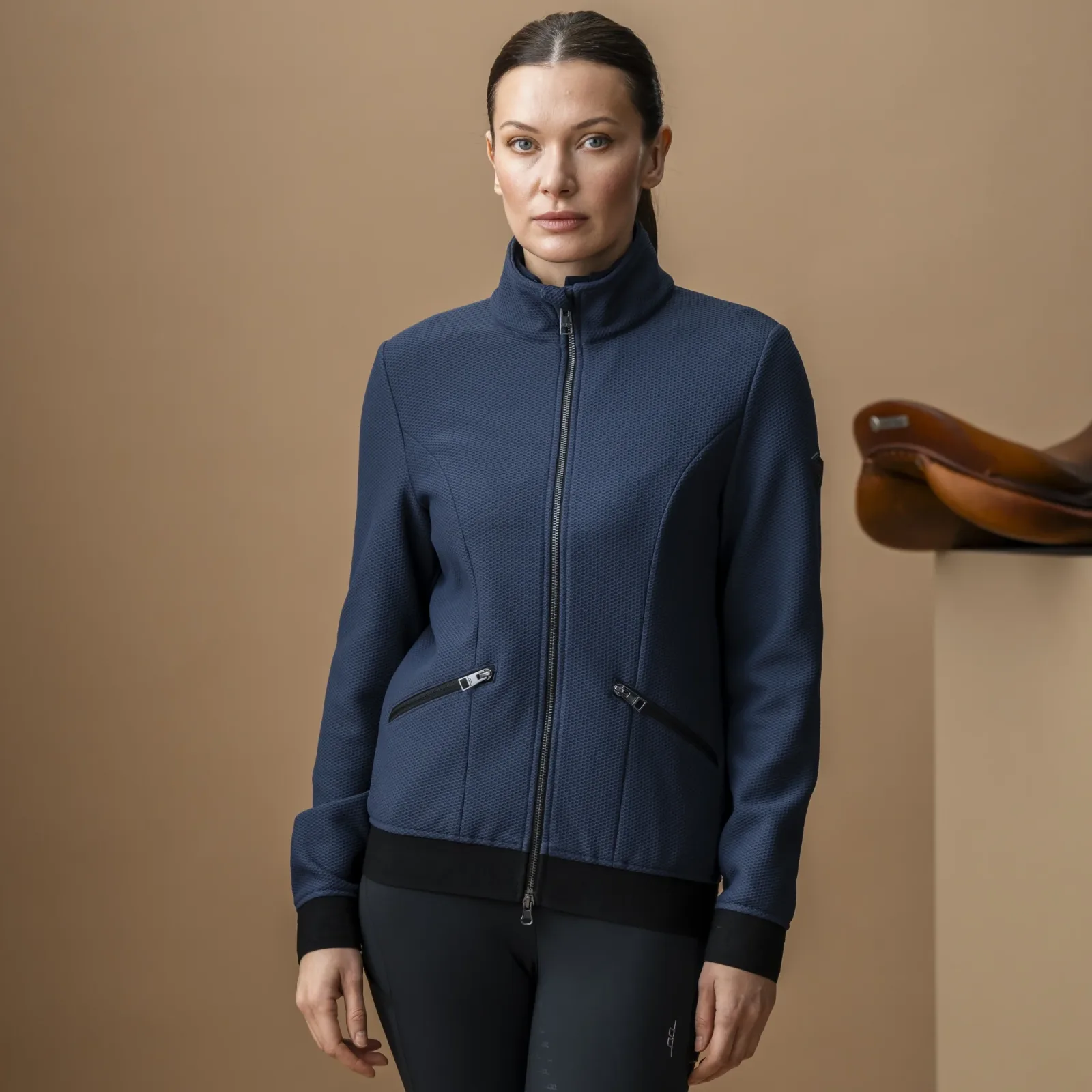 AA Ladies Respira Jacket - Image 2