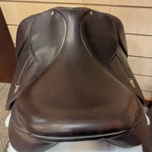 Almost New Bates Caprilli Close Contact+ Saddle in Luxe Leather with CAIR®