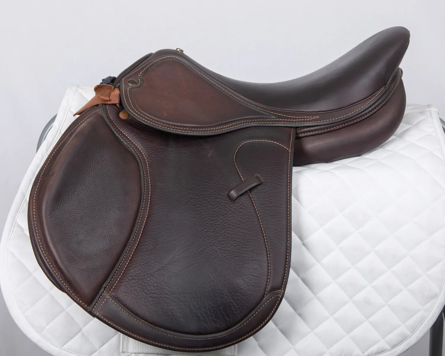 BLEMISHED Circuit™ Premier Victory RTF Saddle