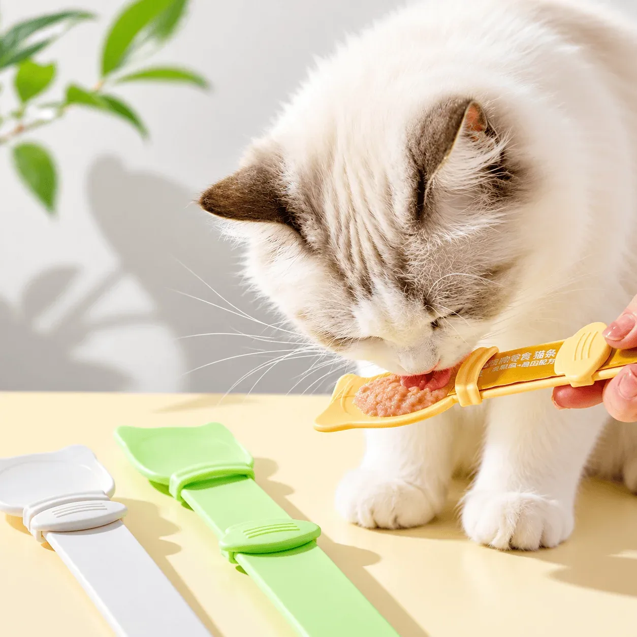 Cat Treat Dispenser Spoon 3PCS - Image 2