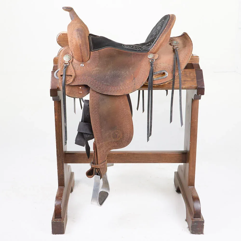 Circle Y Saddlery Used 15in Roughout with Border Barrel Saddle - Image 2