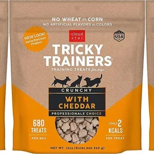 Cloudstar Dog Tricky Crunchy Cheddar 12oz