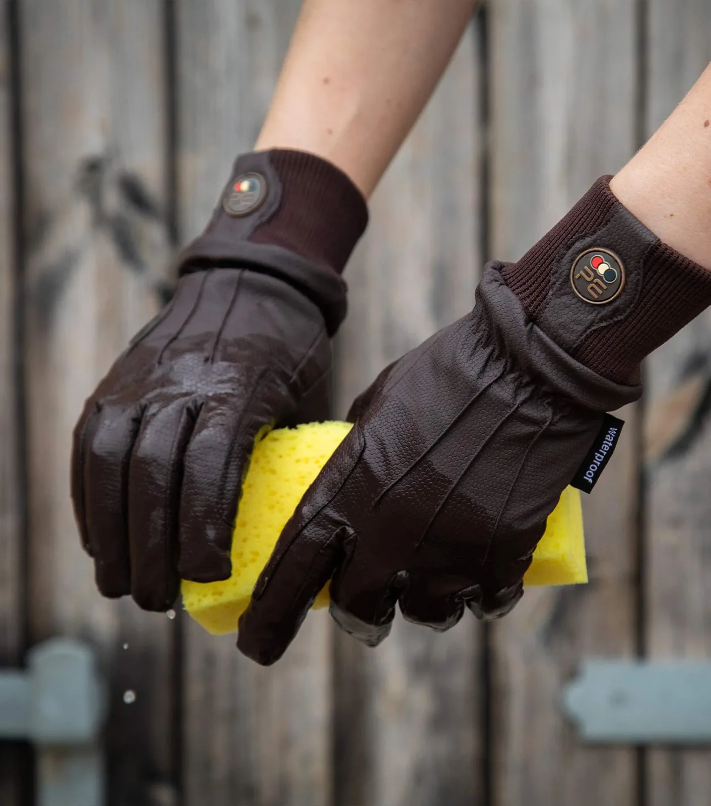 Dajour Waterproof Riding Gloves Brown - Image 2