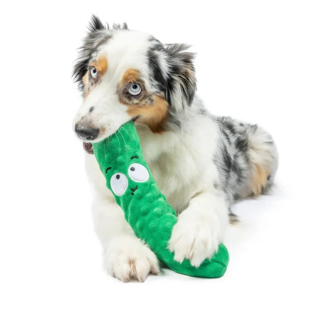 H&K Fetchies D Dell Pickle Small Plush Squeak Crinkle - Image 2