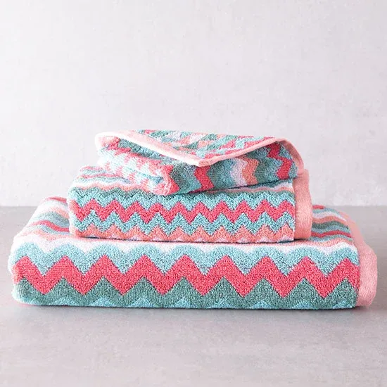 Lintex Lines Coral and Turquoise Zig Zag Towels