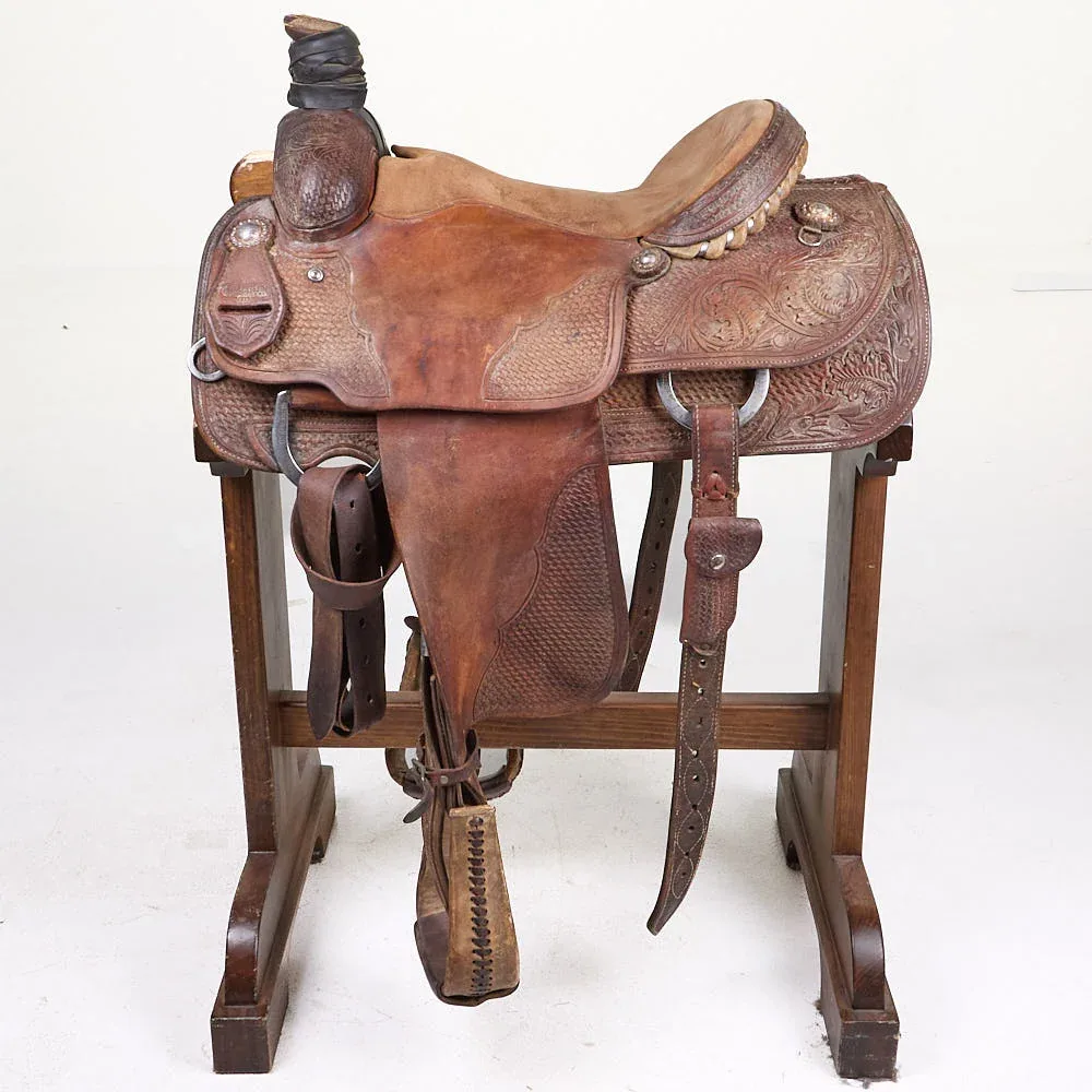 Martin Saddlery Used 15in 1/2 Breed Basket Weave Martin Team Roping Saddle - Image 2