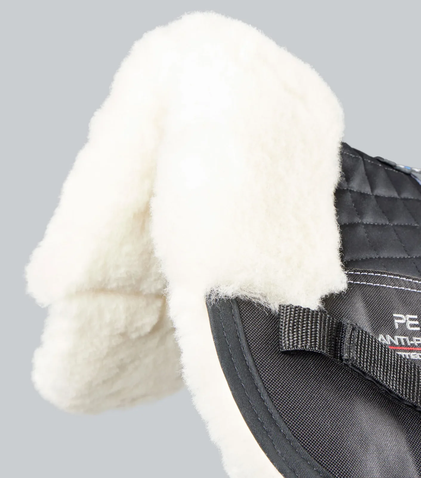 Merino Wool Saddle Pad - Half Pad Black/Natural Wool - Image 2