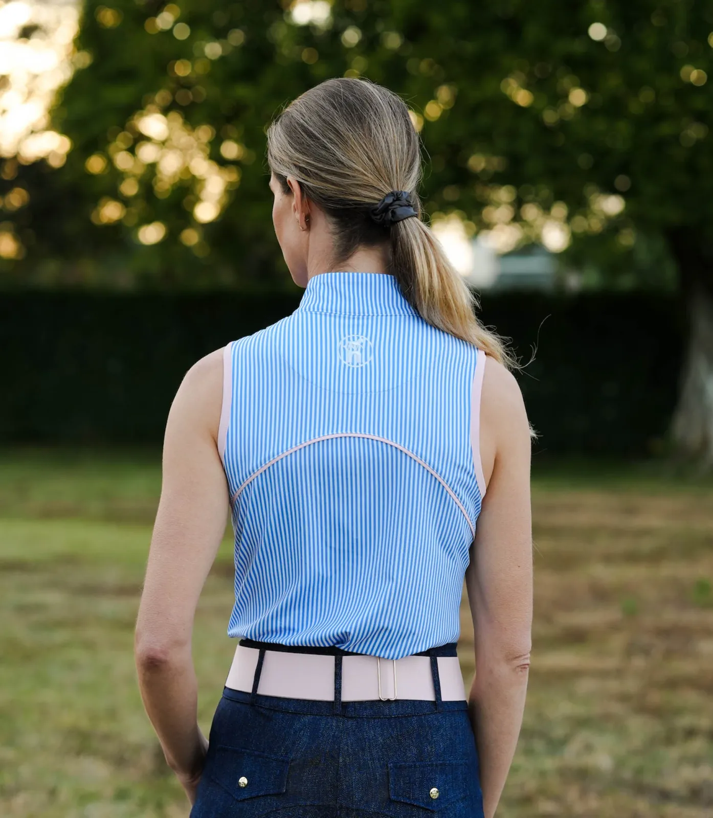 Novella® Equestrian The Summersby Sleeveless Shirt - Image 2
