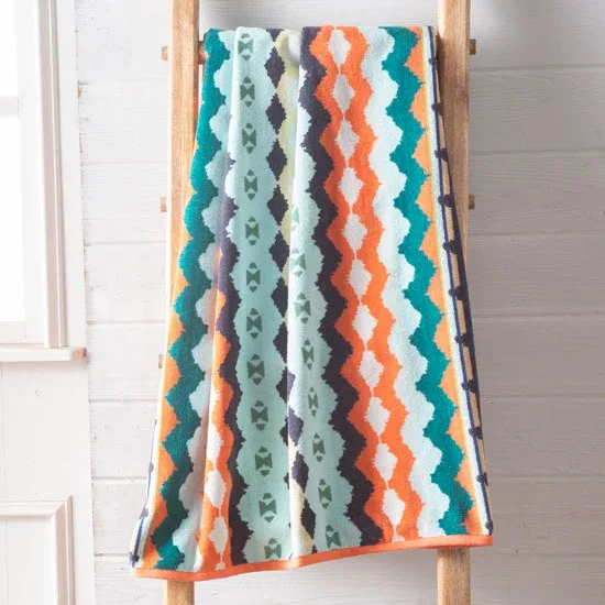 NRS Jagged Crest Oversized Towel