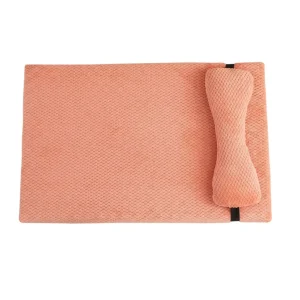 Pineapple Pet Bed – Cozy Winter Mat for Dogs & Cats