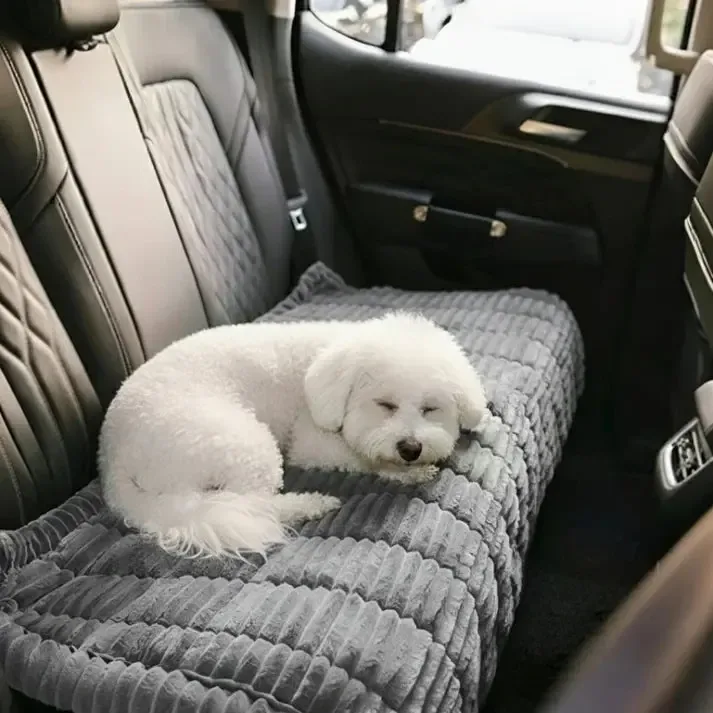 Plush Non-Slip Pet Sofa Cover – Soft, Protective & Washable - Image 2