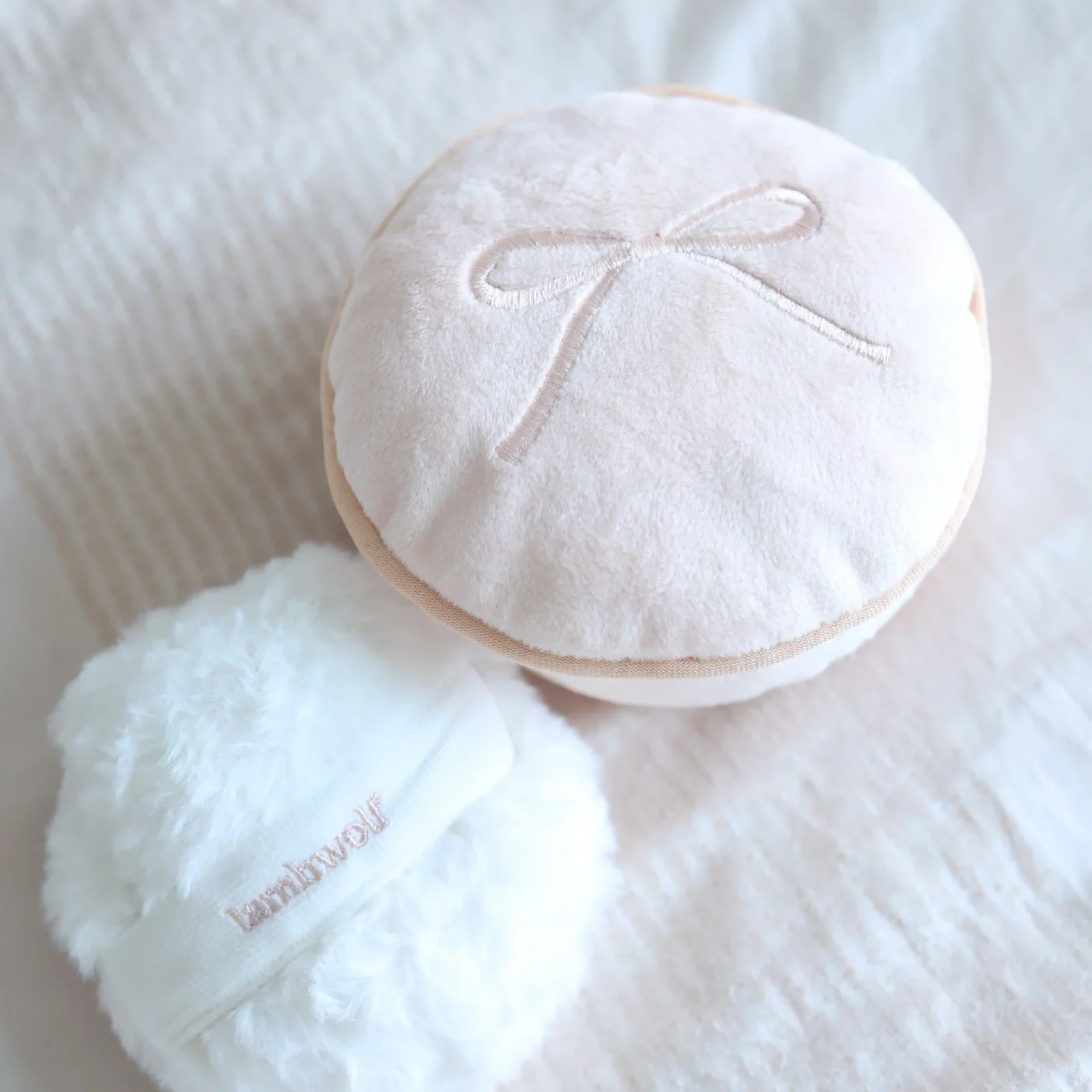BLUSH - Image 2
