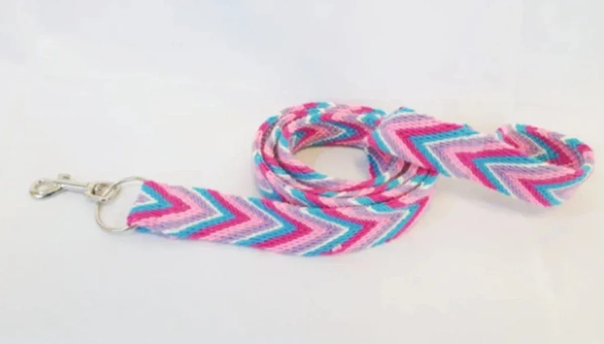 Pink Handmade Wayuu Pet Dog Leash - Image 2