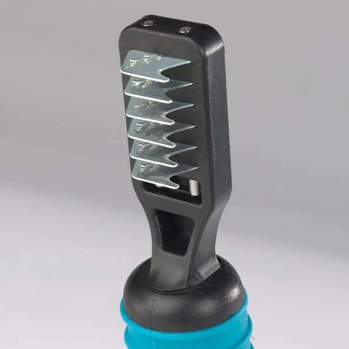 MG Ergonomic DeMatting Tool 6 Blade - Image 2