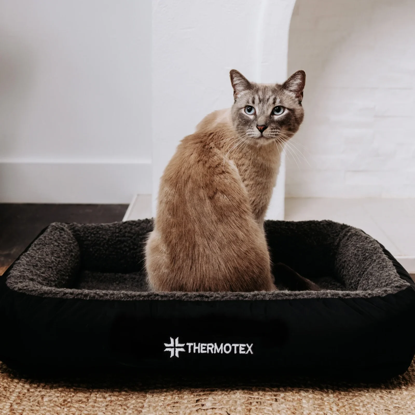 Far Infrared Heating Pet Bed by Thermotex - Image 2