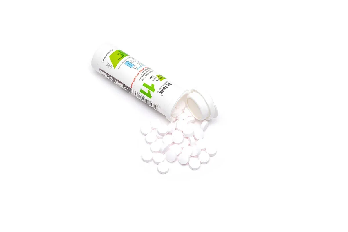 Dr. Tank - #11 Green Algae & Lime Scale Remover - Image 2