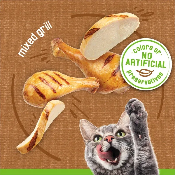 Purina Friskies Canned Wet Cat Food, Pate Mixed Grill, High Protein, Essential Vitamins and Minerals - 5.5 oz. Can - Image 2