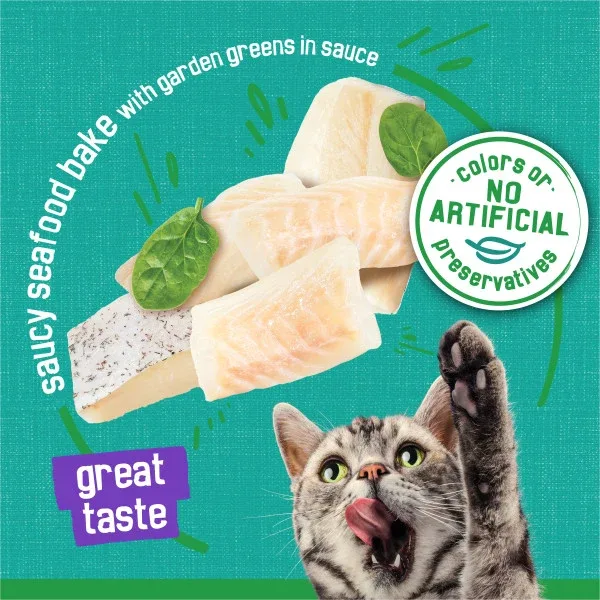 Purina Friskies Indoor Cat Food Meaty Bits Saucy Seafood Bake With Garden Greens in Sauce - 5.5 oz. Can - Image 2