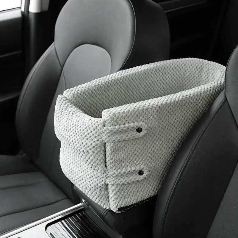 Small Dog Car Safety Seat – 2-in-1 Bed & Travel Booster