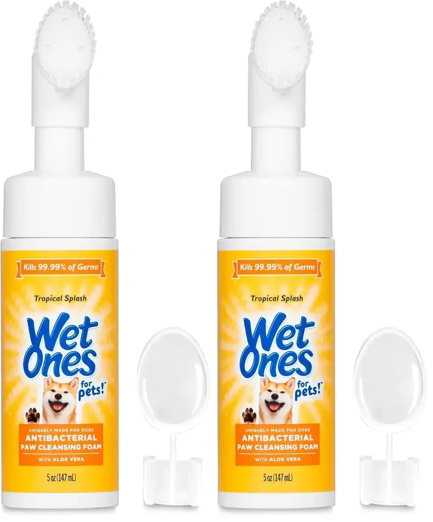 Wet Ones Antibacterial Dog Paw Cleaner with Built-In Brush – Foaming No-Rinse Formula