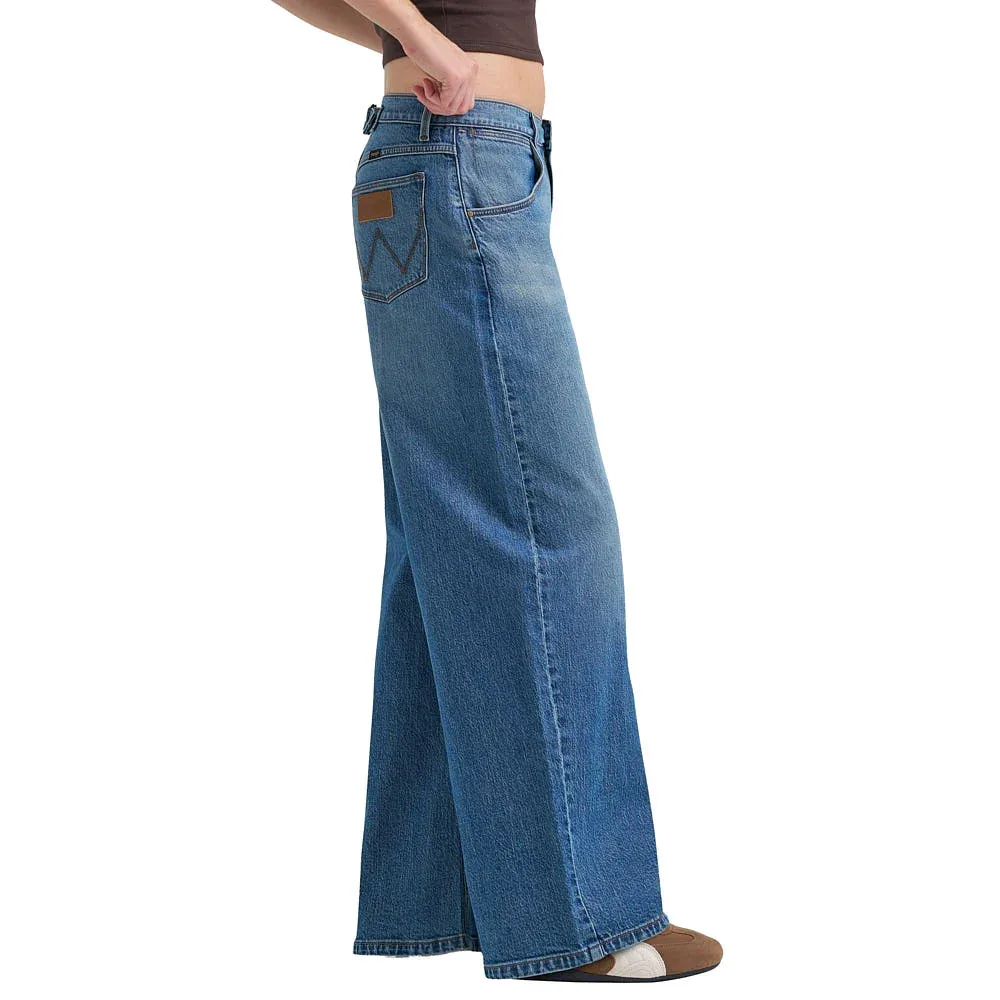 Wrangler Women's Stormy Dust Barrel Jean - Image 2